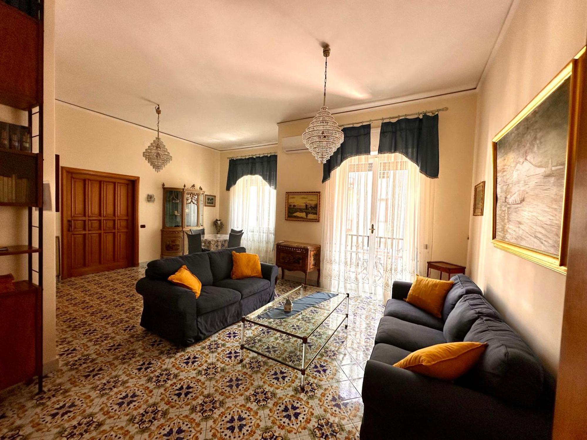 Maman Suite, City Center Near Molo Beverello Neapol Zewnętrze zdjęcie