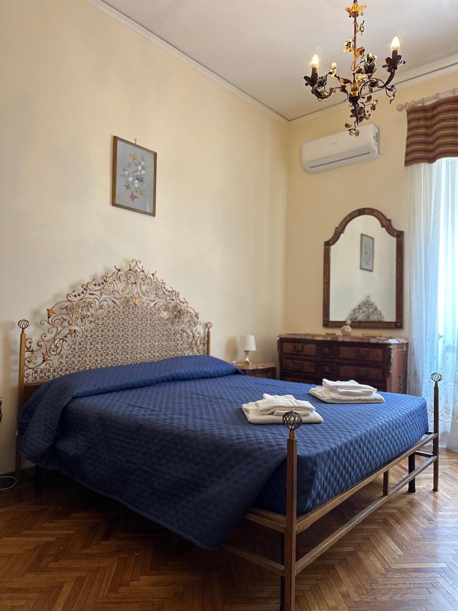 Maman Suite, City Center Near Molo Beverello Neapol Zewnętrze zdjęcie